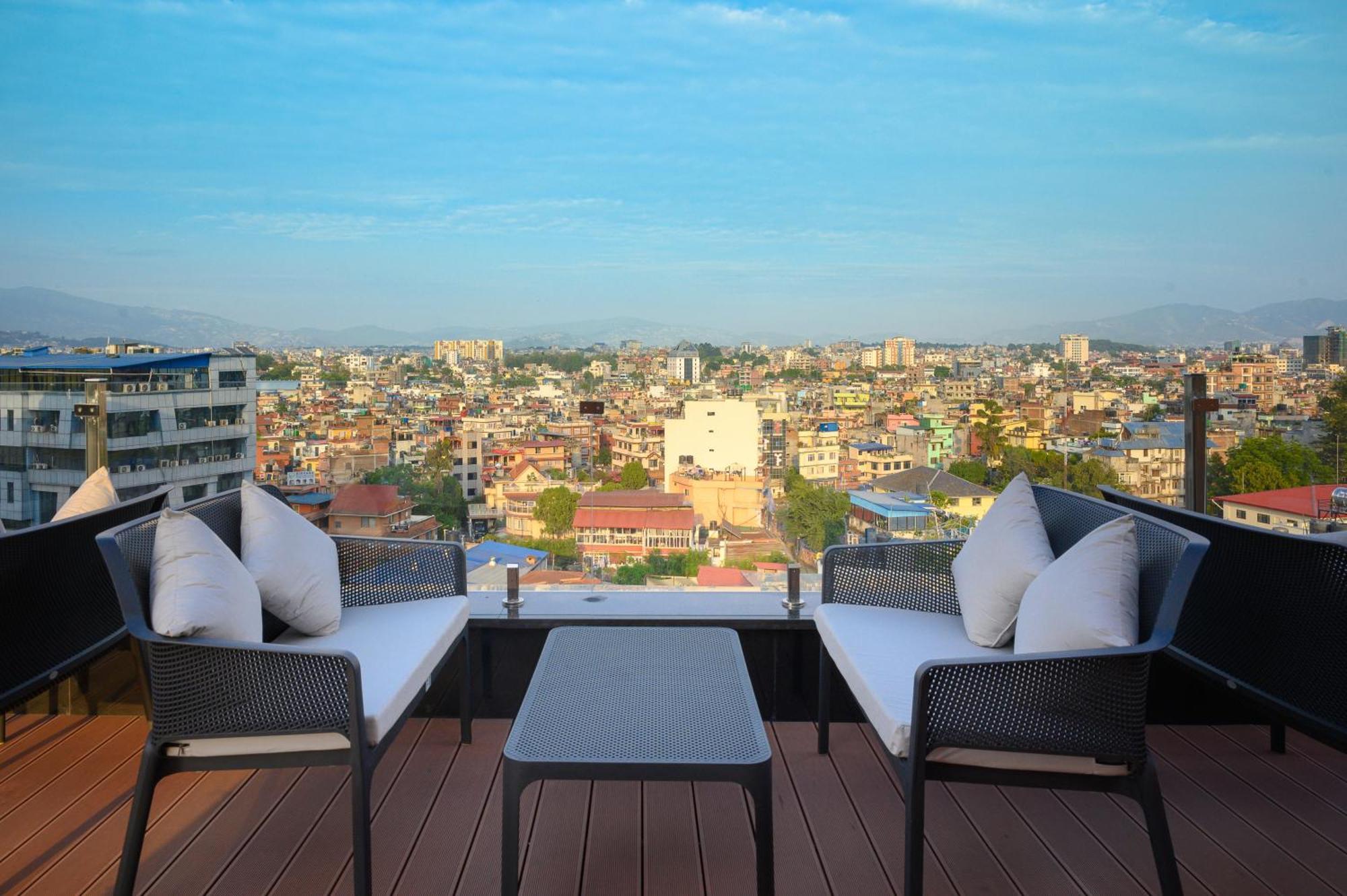 Hotel Le Himalaya Kathmandu Exterior photo