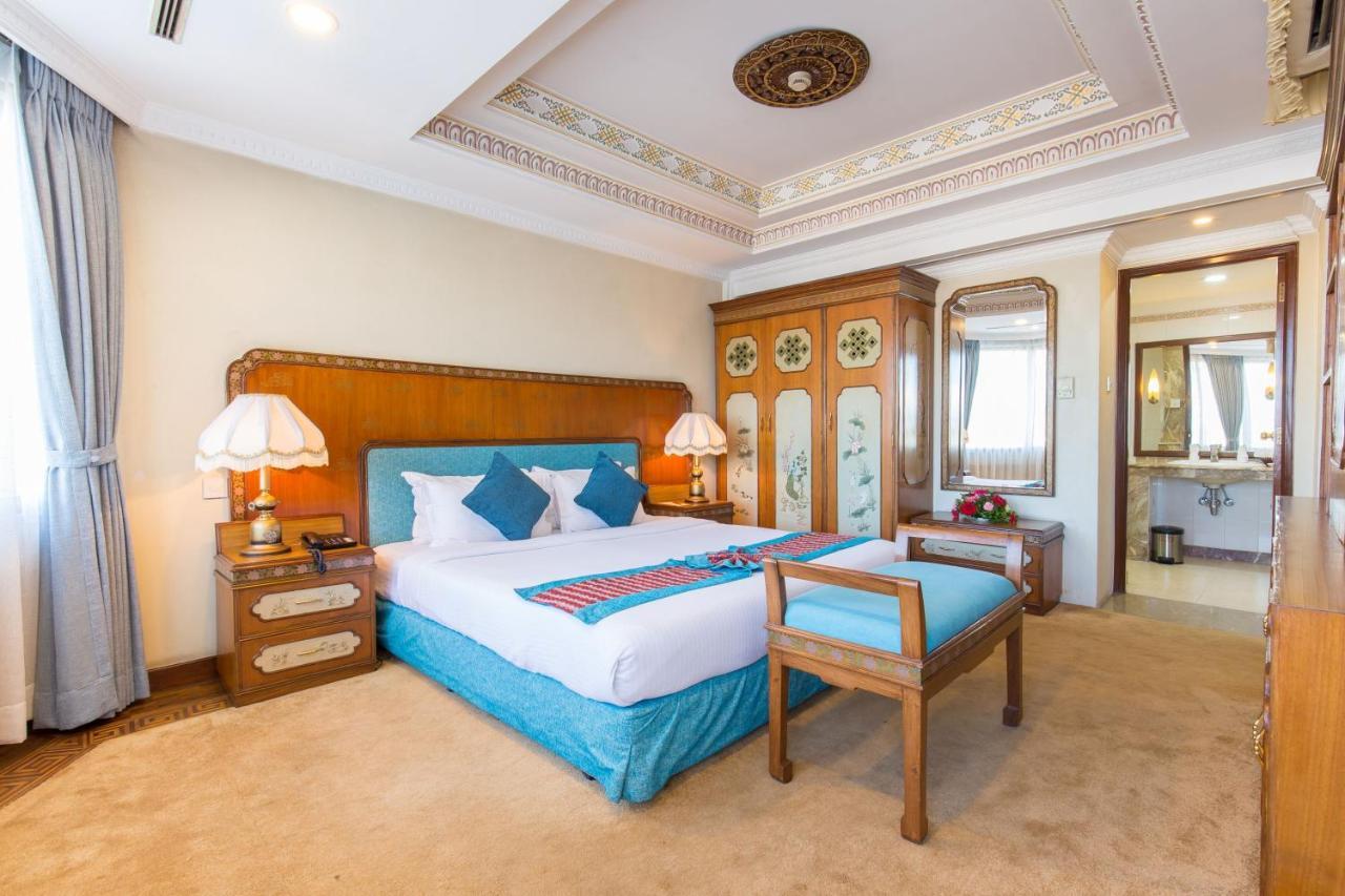 Hotel Le Himalaya Kathmandu Exterior photo
